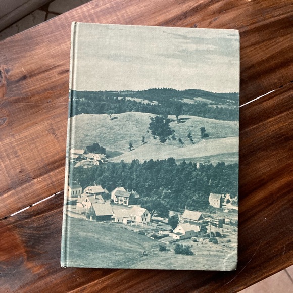 Fair is Our Land by Chamberlain, Samuel
- Published by Peoples Book Club 1942 - Picture 5 of 13